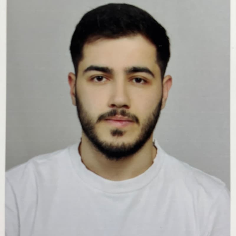 Emir A. portre fotoğrafı