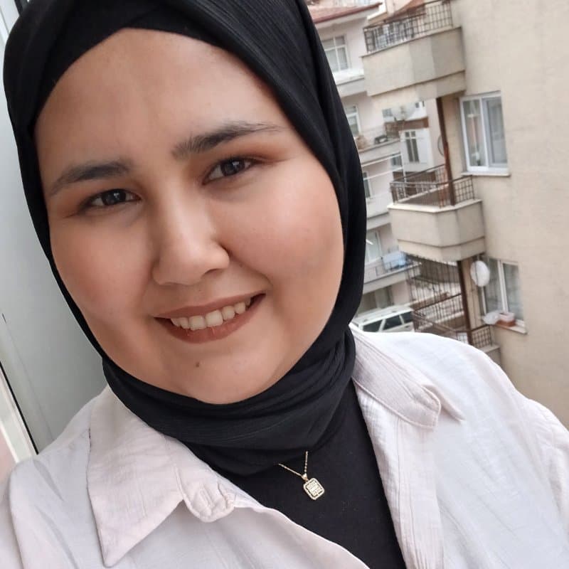Gonca S. portre fotoğrafı