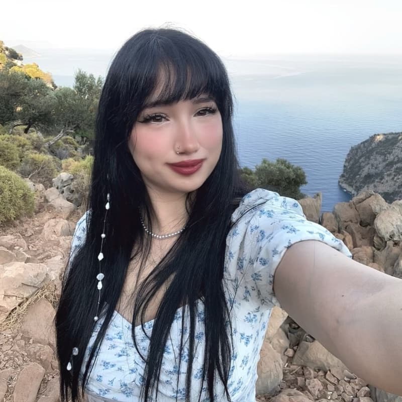 Selin Y. portre fotoğrafı