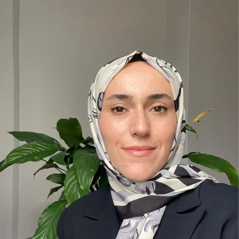 Ayfer Ç. portre fotoğrafı