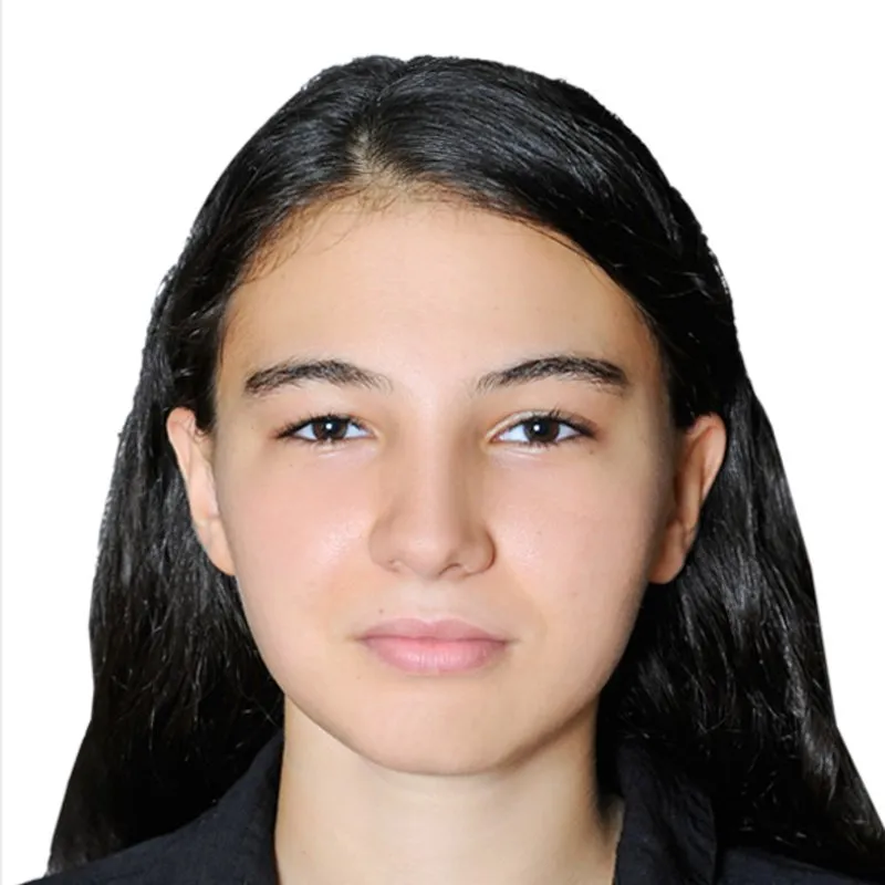 Ayşe D. portre fotoğrafı