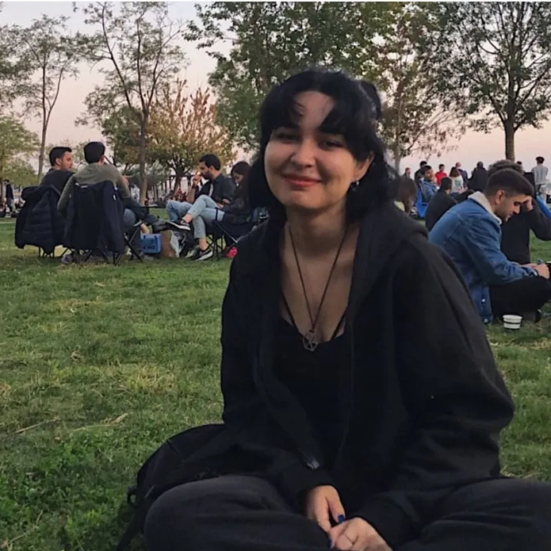 Belit G. portre fotoğrafı
