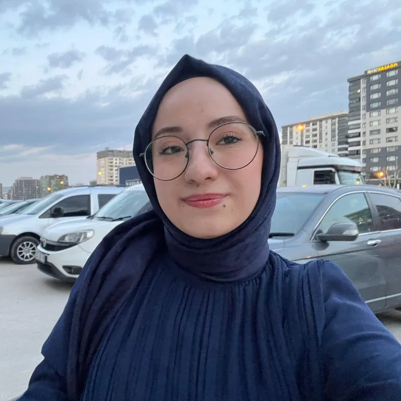 Dilara E. portre fotoğrafı