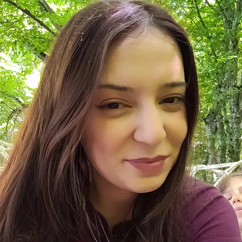 Elif S. portre fotoğrafı