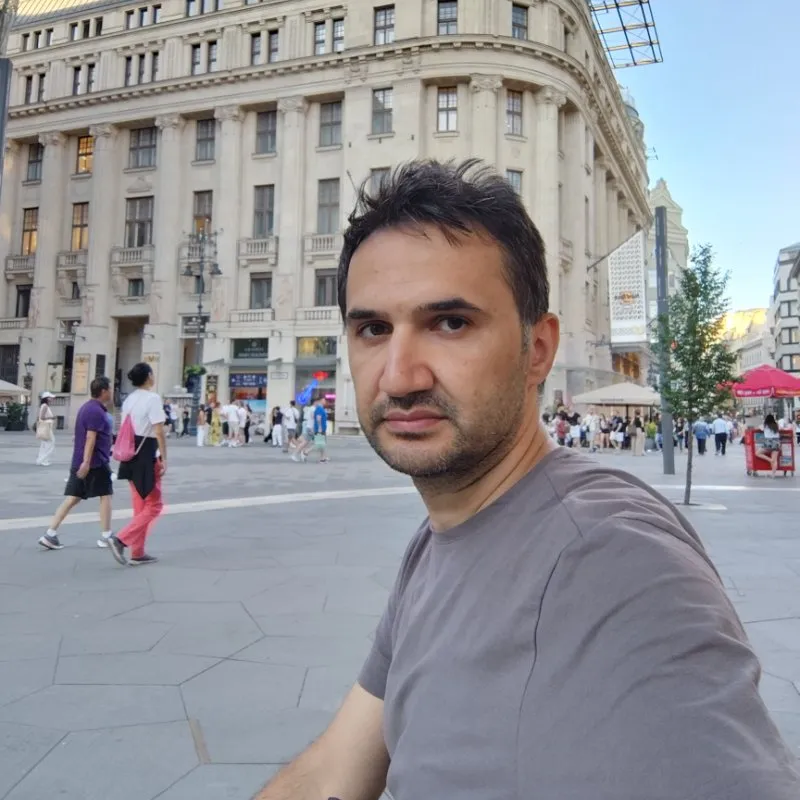 Ersen E. portre fotoğrafı