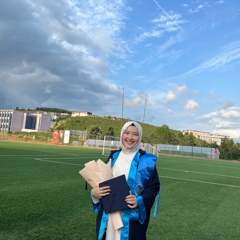 Gizem T. portre fotoğrafı