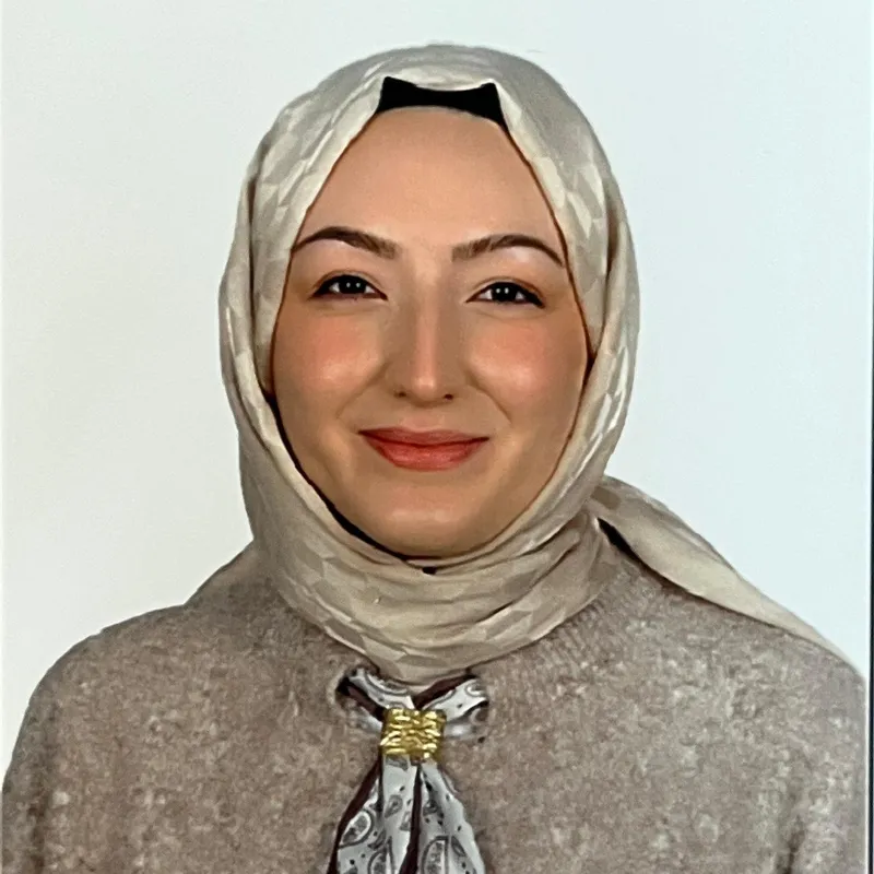 İpek A. portre fotoğrafı