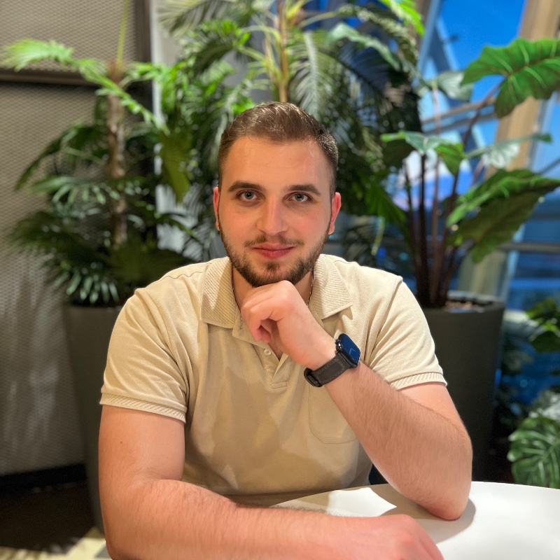 Mehmet Faruk Y. portre fotoğrafı