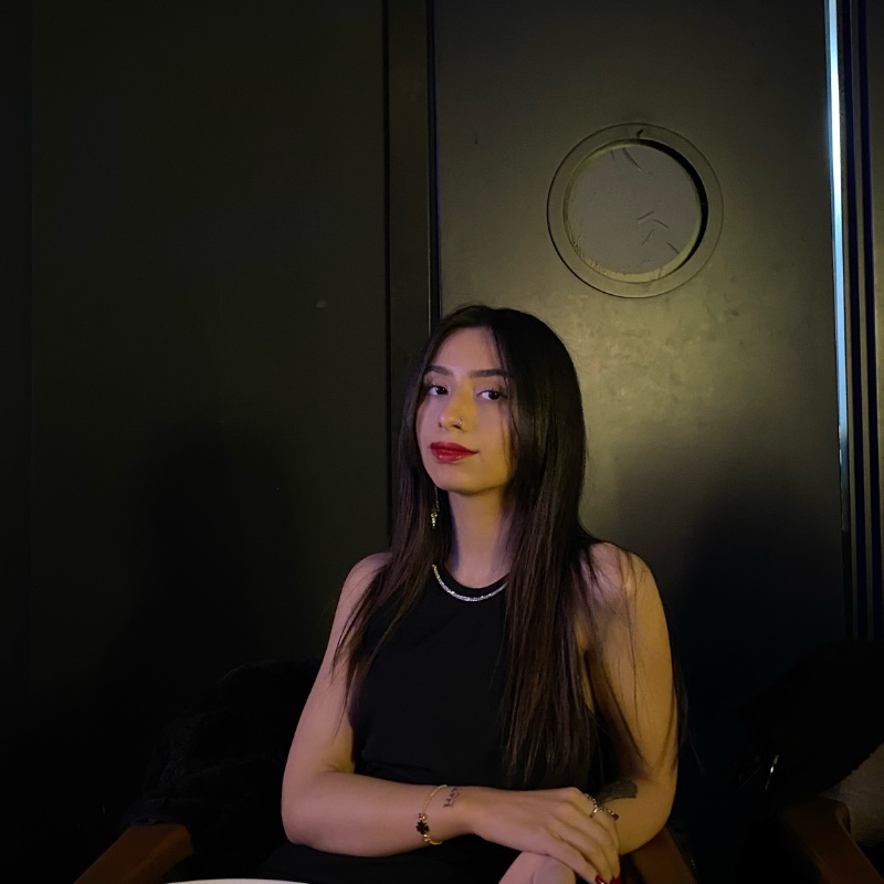 Nazlıcan G. portre fotoğrafı